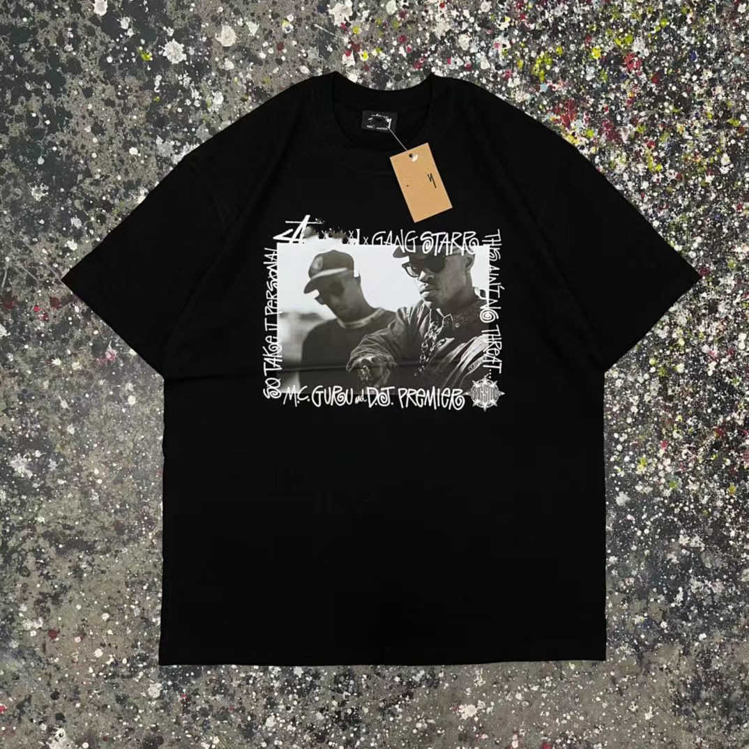Designer Luxury fashion brand stussys Classic Mens And Womens T Shirt Dice pattern printed alphabet Summer High Street Trend Tee e17
Designer Luxury fashion brand stussys Classic Mens And Womens T Shirt Dice pattern printed alphabet Summer High Street Trend Tee e17