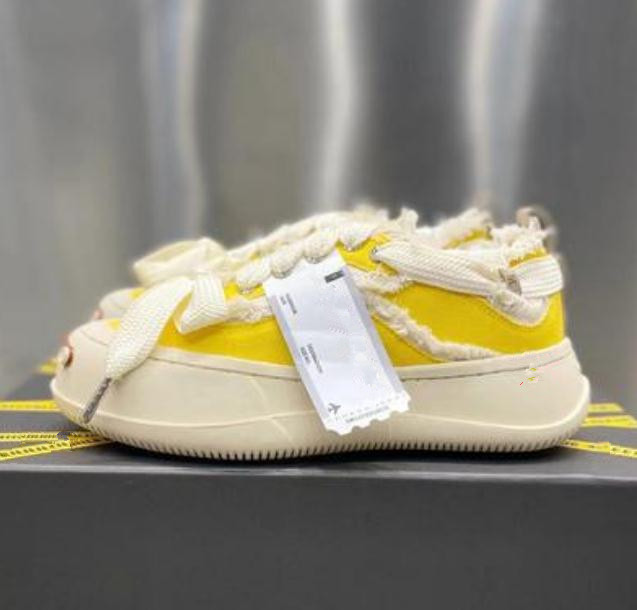 Woman SMILE Canvas shoes Thick bottom bow tie opened mouth laugh sneakers Leisure platform Ladies girls Rough edges Little White Shoes 35-44