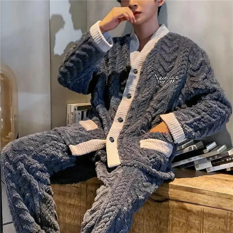 Mens Sleepwear 2024 Men Winter Warm Flannel Pajamas Set VNeck Fluffy Coat Long Pants Male For Sleeping 2 Pieces Housewear 3xl 231122