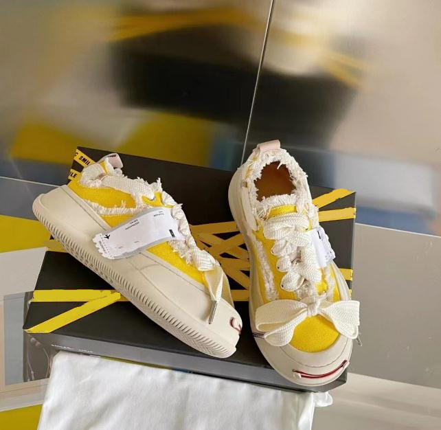 Woman SMILE Canvas shoes Thick bottom bow tie opened mouth laugh sneakers Leisure platform Ladies girls Rough edges Little White Shoes 35-44