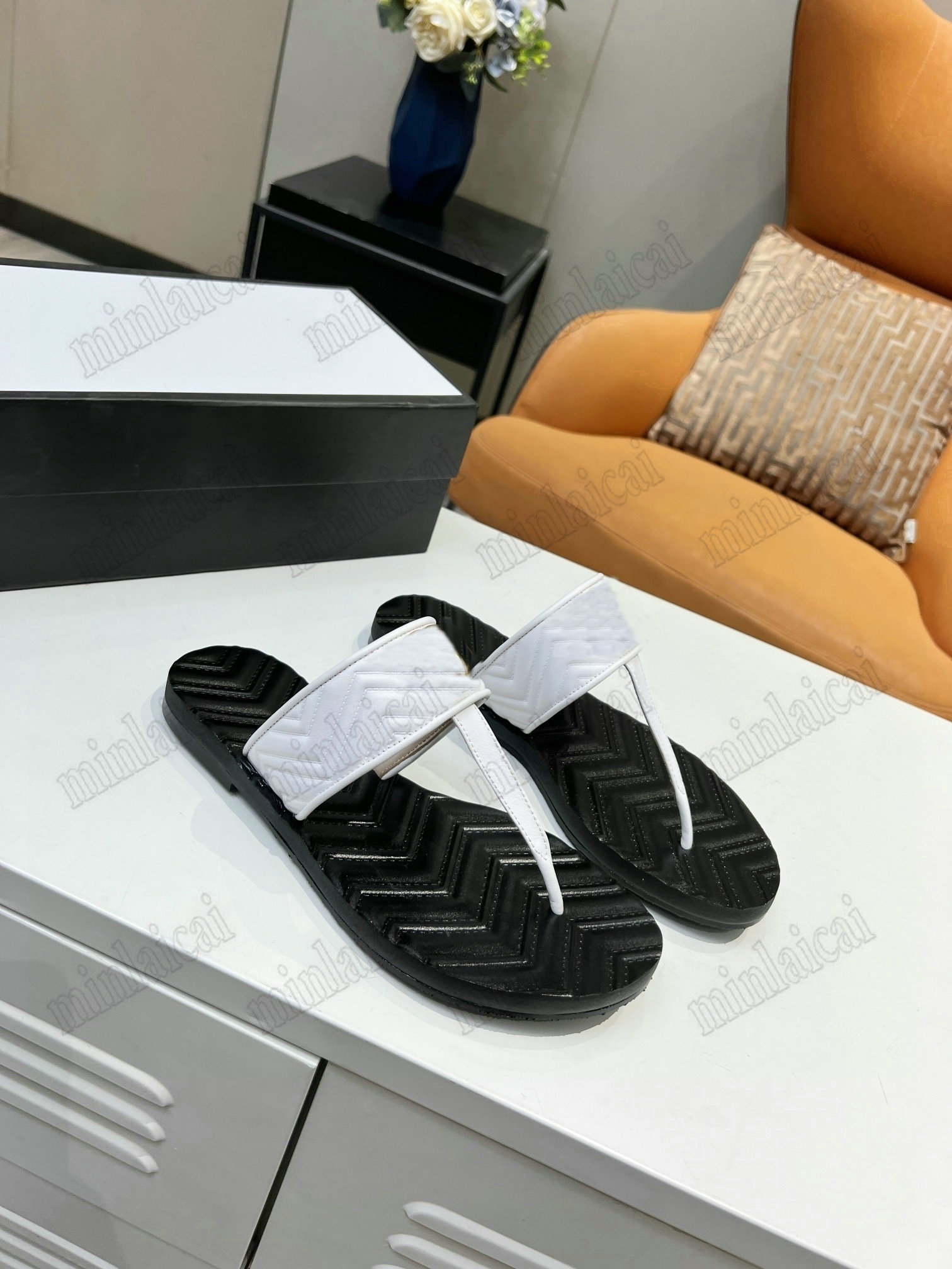 Women's Slipper Marmont Leather Sandals Double G Thong slide Embellished Logo Flip Flops T bar straps Slide Sandals T-Strap Ladies Summer Shoes, 06
Women's Slipper Marmont Leather Sandals Double G Thong slide Embellished Logo Flip Flops T bar straps Slide Sandals T-Strap Ladies Summer Shoes, 06