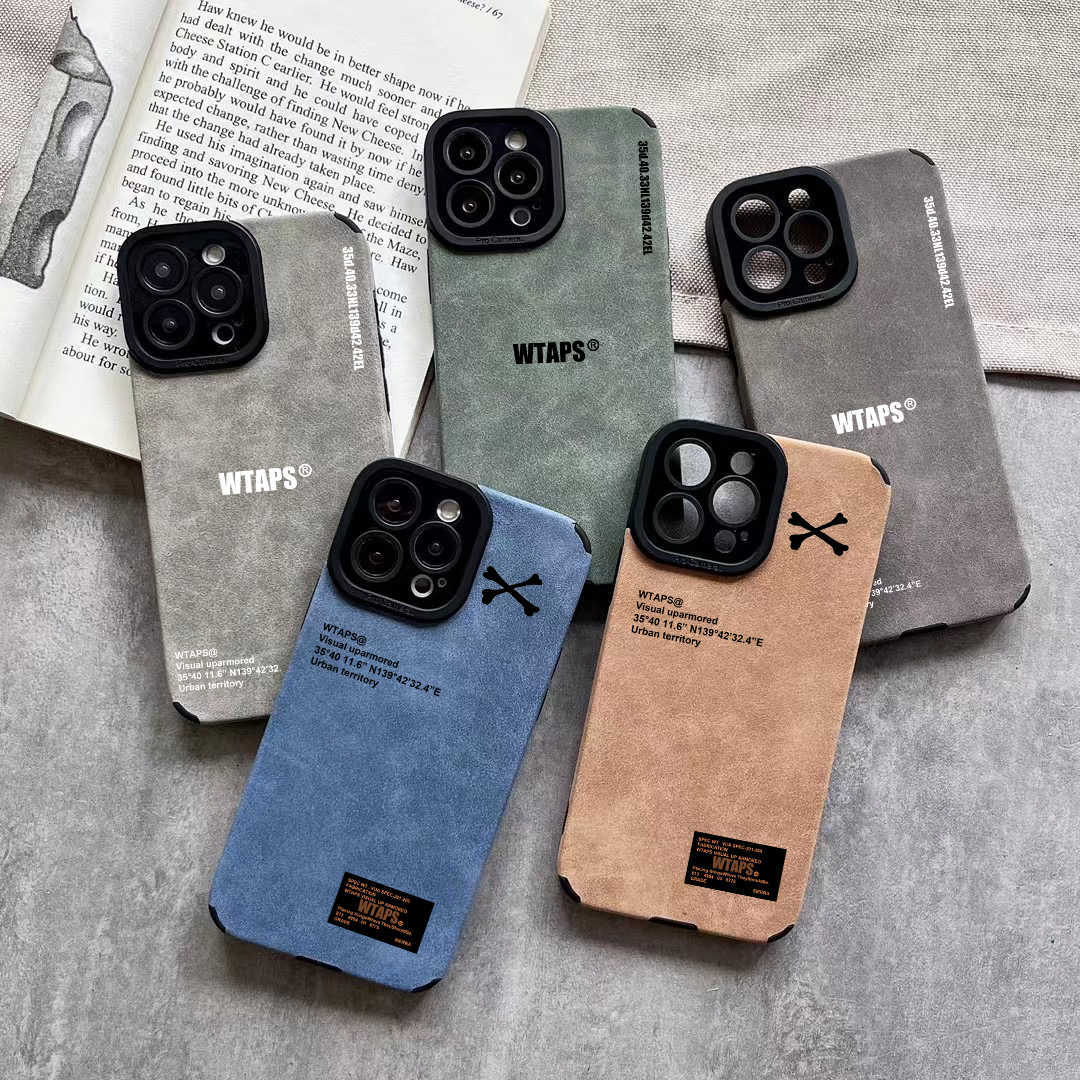 Cell Phone Cases Japan fashion street Wtaps suede soft leather case for iphone 14 12 13 11 Pro Max X XS 7 8 Plus INS cool WTAPS Shockproof cover J230421
Cell Phone Cases Japan fashion street Wtaps suede soft leather case for iphone 14 12 13 11 Pro Max X XS 7 8 Plus INS cool WTAPS Shockproof cover J230421