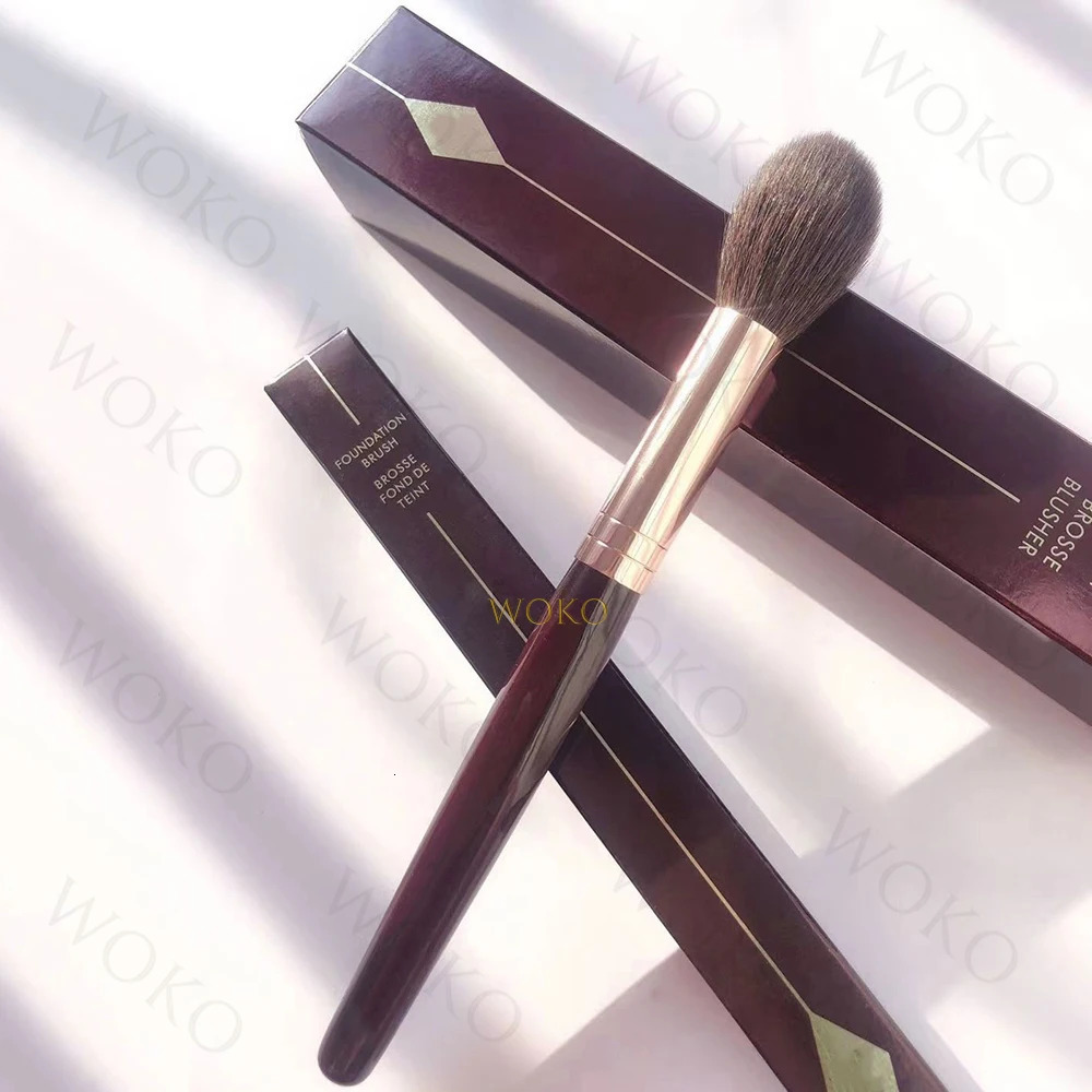 Makeup Tools CT Makeup Brush set Powder Bronzer Blusher Sculpting Foundation Eyeshadow Crease Smudger Eyeliner Lip Tool 231121