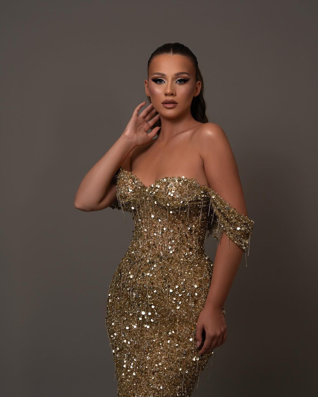 Plus Size Arabic Gold Prom Dresses Sequined Sheath Mermaid Off Shoulder Evening Formal Party Second Reception Bridesmaid Gowns