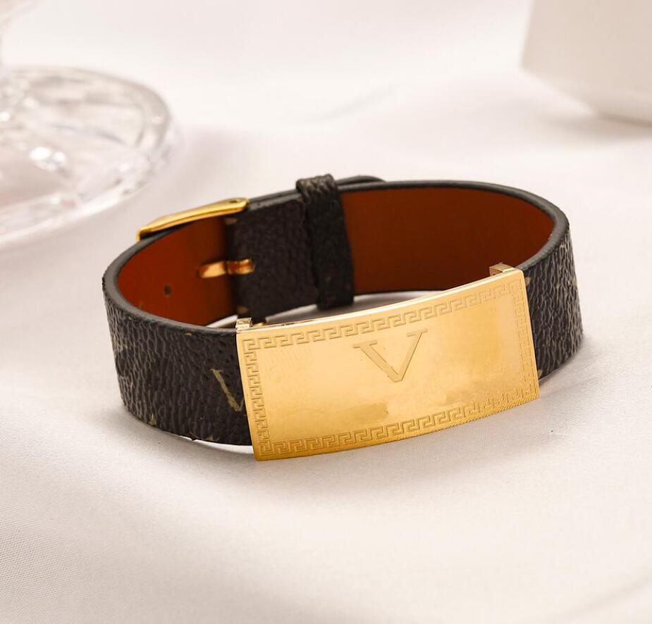 Famous Classic Design Brand Letter Bracelets Never Fade Stainless Steel 18K Gold Plated Leather Bangle Geometry Flower Printing Men Women Lovers Jewelry Accessory
Famous Classic Design Brand Letter Bracelets Never Fade Stainless Steel 18K Gold Plated Leather Bangle Geometry Flower Printing Men Women Lovers Jewelry Accessory