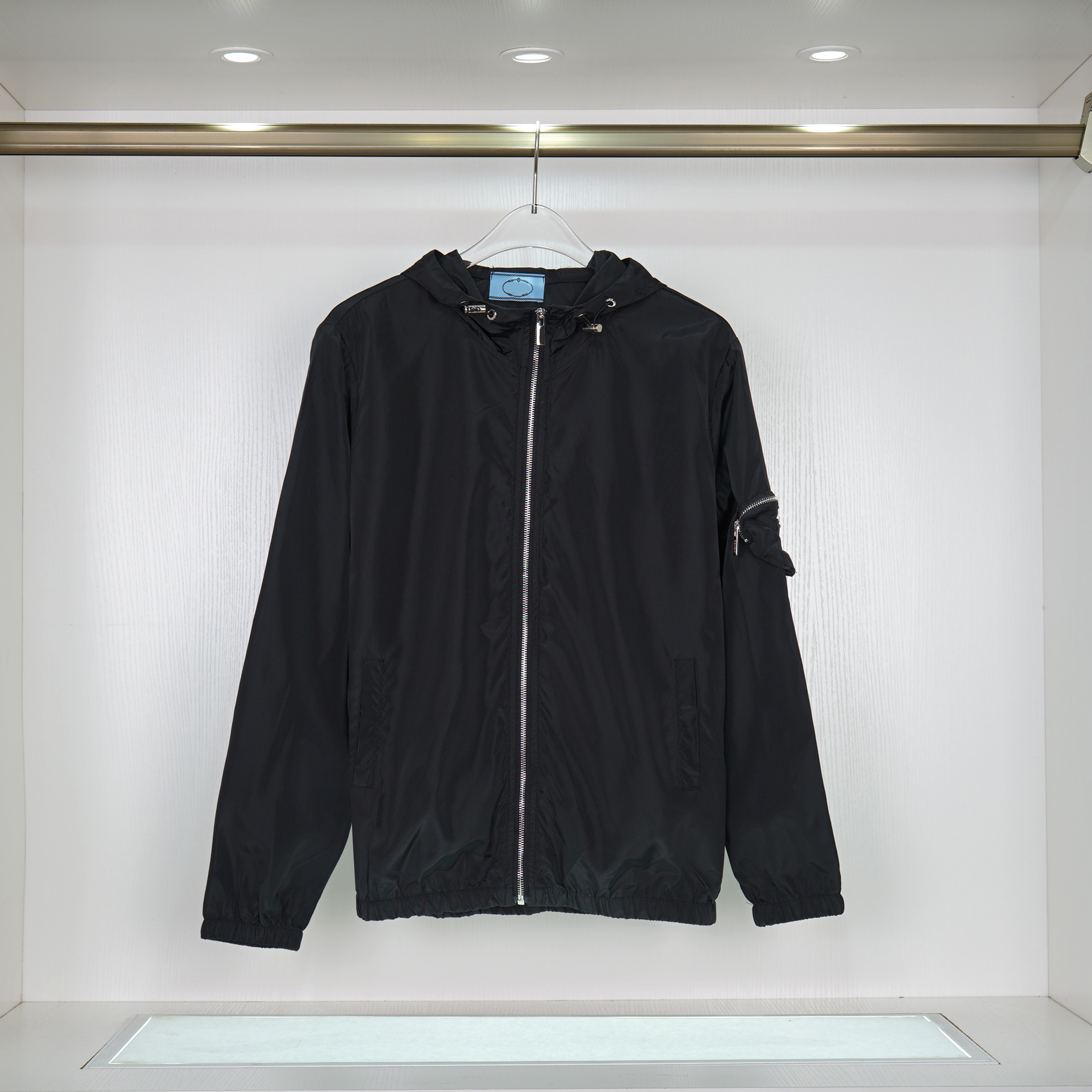 designer jacket Italy luxury brand PRA windbreaker men women hooded sun protection spring summer thin and light style 0PVM, White
designer jacket Italy luxury brand PRA windbreaker men women hooded sun protection spring summer thin and light style 0PVM, White