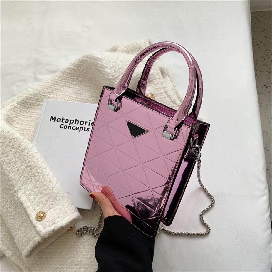 Brand All-match Western-style mirror small bag women's trendy messenger bag patent leather glossy diamond single shoulder tot197x, Black
Brand All-match Western-style mirror small bag women's trendy messenger bag patent leather glossy diamond single shoulder tot197x, Black
