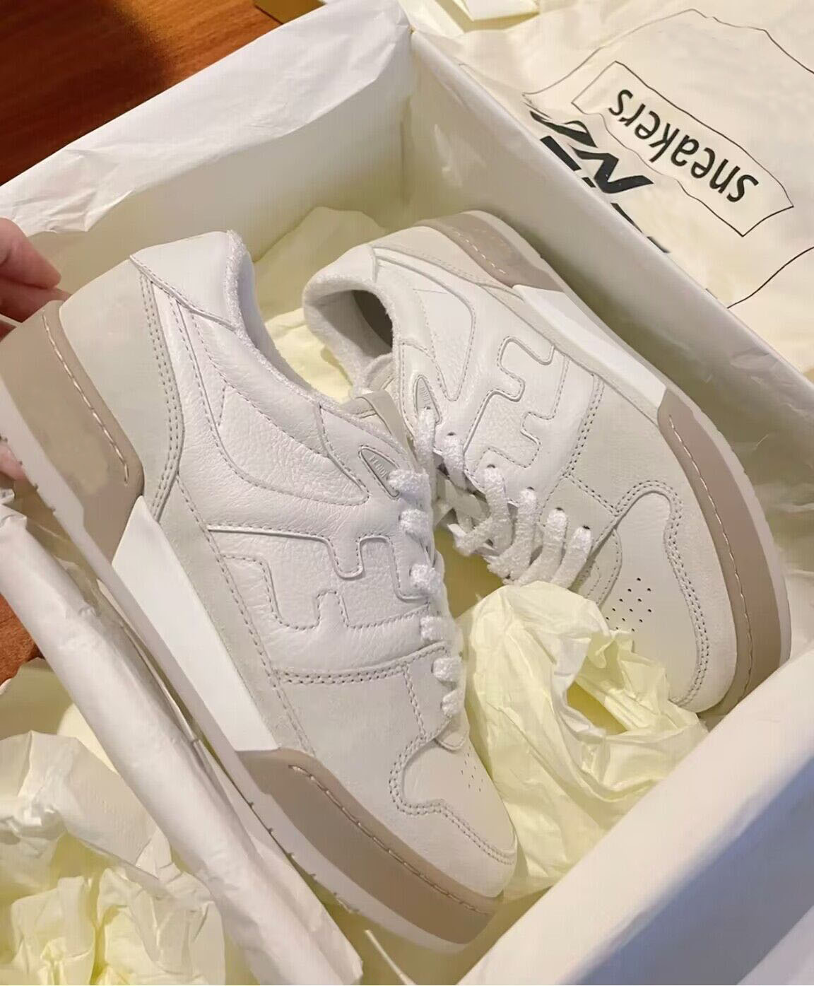Top Brand Low Top Match Sneakers Shoes Men Rubber Sole Suede & Leather Trainers Logo-embossed Side Comfort Skateboard Walking EU38-46.BOX, 10
Top Brand Low Top Match Sneakers Shoes Men Rubber Sole Suede & Leather Trainers Logo-embossed Side Comfort Skateboard Walking EU38-46.BOX, 10