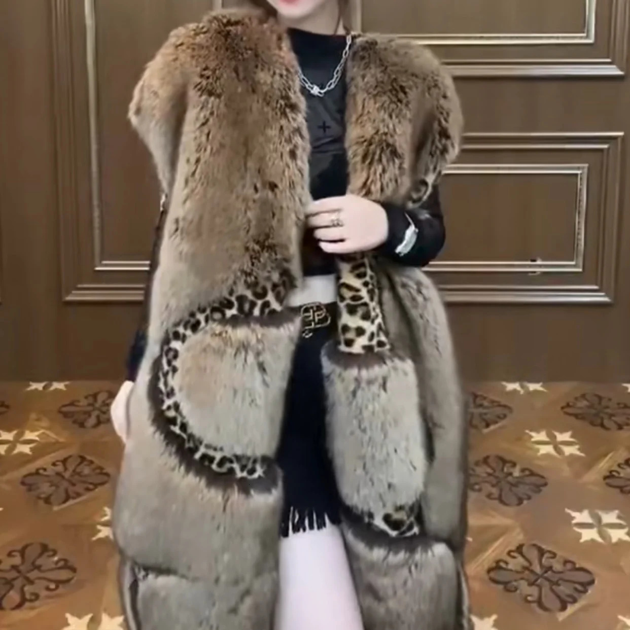 Women's Fur Faux Vefadisa 2023 Winter Leopard Sleeveless Toka Wool Integrated Thermal Insulation Sequins Casual Coat ZY2544 231122