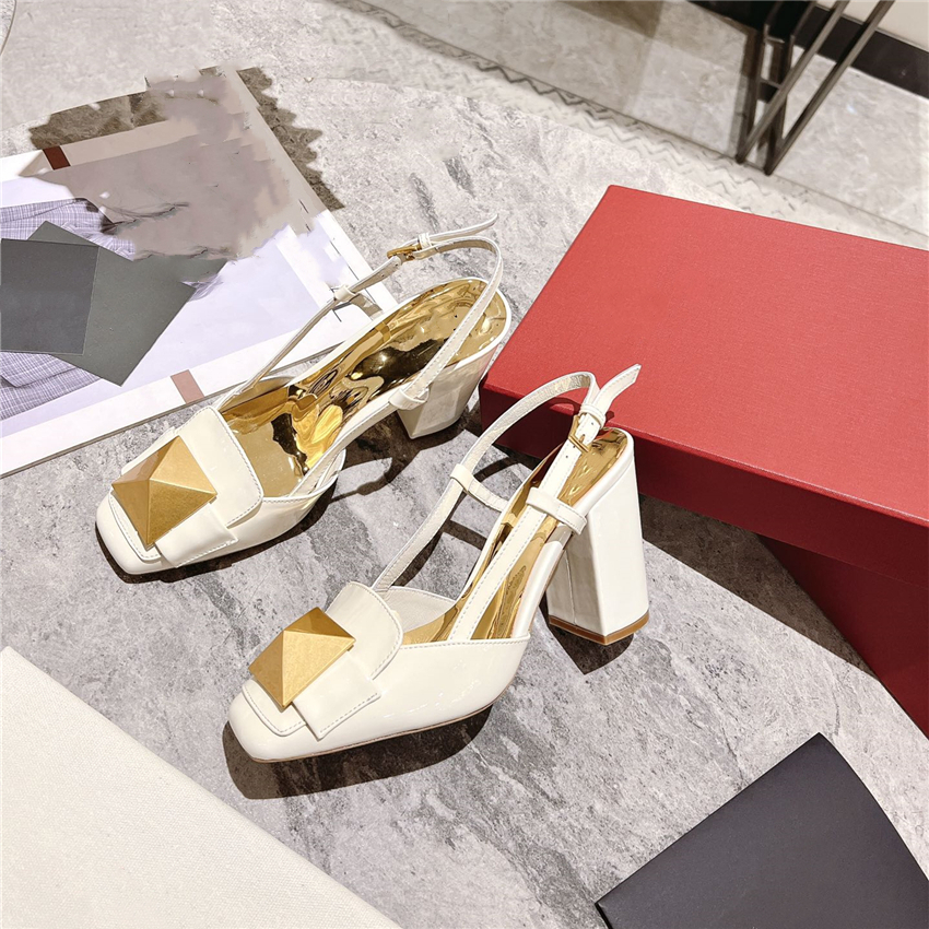 Top Design dress Shoes 2023 Valentinoity Fashion Women's high heels Business work wedding party travel casual flats 05-09
Top Design dress Shoes 2023 Valentinoity Fashion Women's high heels Business work wedding party travel casual flats 05-09