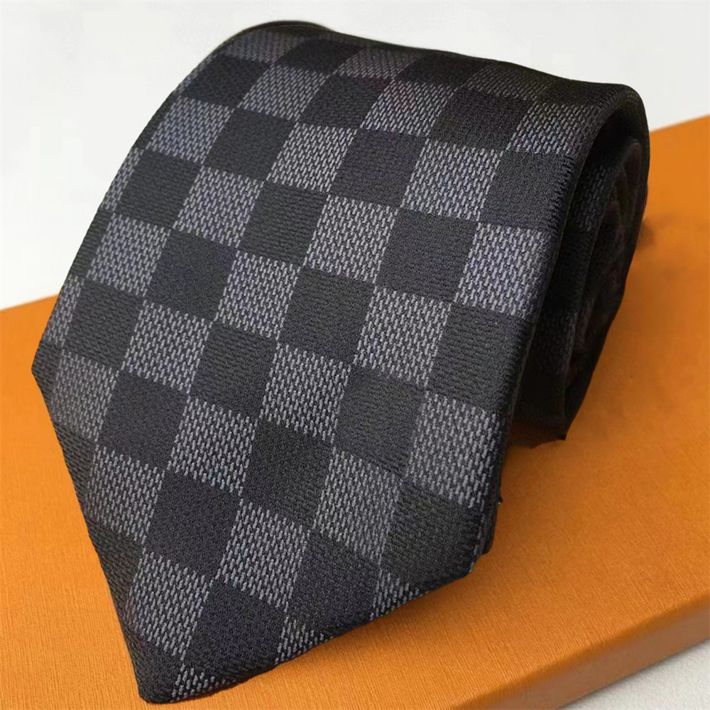 New Designer Men's Tie 100% Silk check Jacquard Woven Party Wedding Business Fashion Brand Casual Box suit ties
New Designer Men's Tie 100% Silk check Jacquard Woven Party Wedding Business Fashion Brand Casual Box suit ties