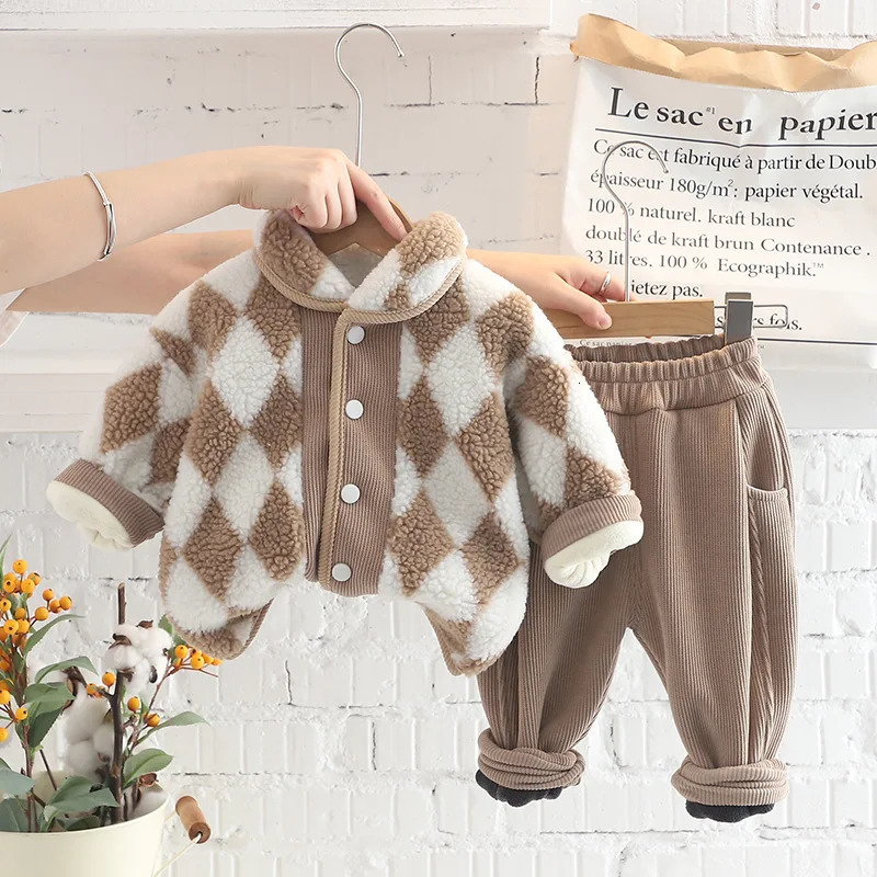 Pajamas Winter Baby Boy Clothes Set GULFNA Toddler Fall Jackets Pants Outfits Checkered Fleece Coat Corduroy Sweatsuits 231122