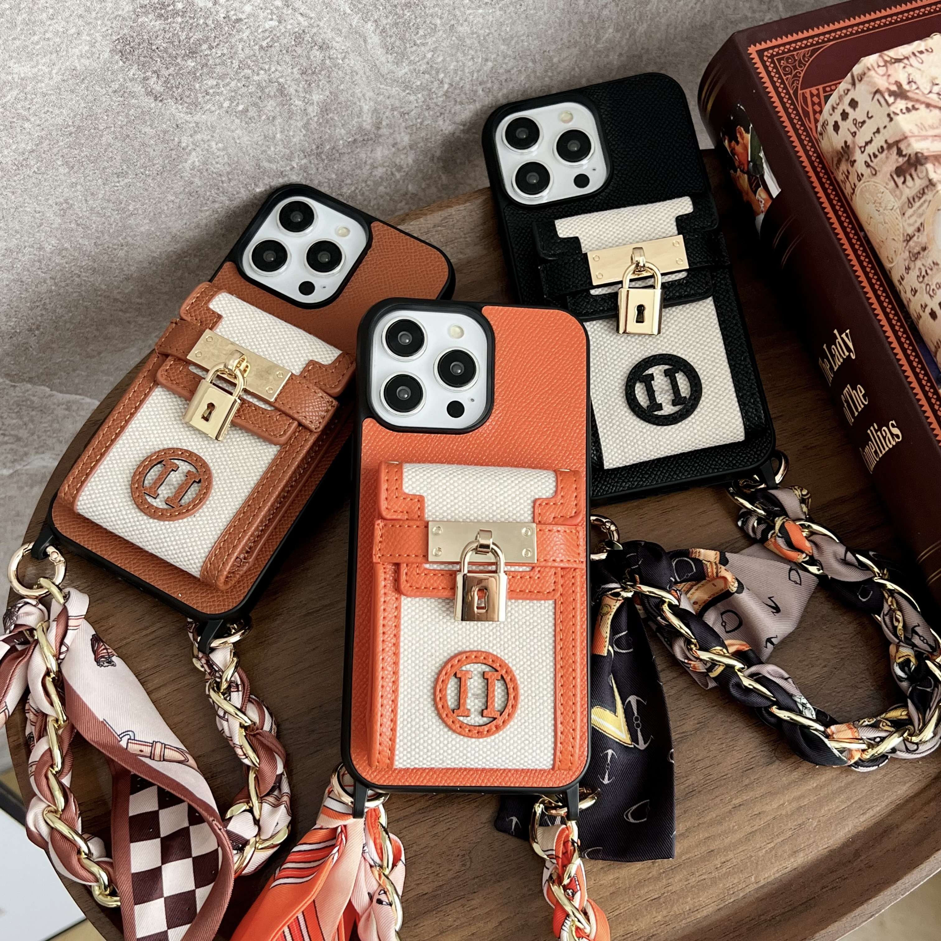 Handbag Phone Case Designer iPhone case For iPhone 16 Pro Max Case Apple 15 Pro Max 14 Pro 13 12 Promax Case Card Holders Women Leather Scarf Crossbody Mobile Cover