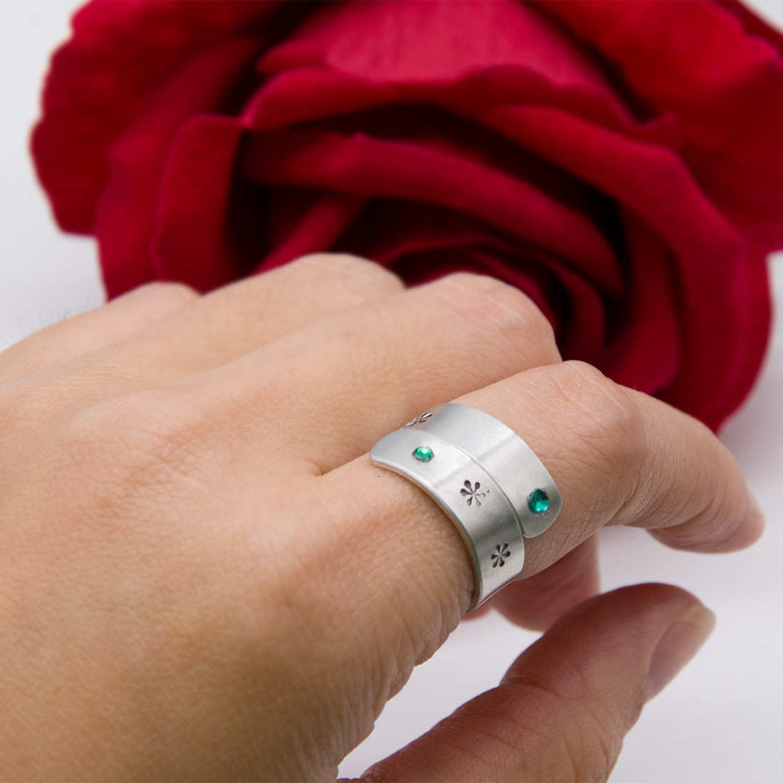 Chains 20pcs Aluminum Ring Blanks for Metal Stamping and Engraving Jewerly Making Supplies Burr Free Cuff Rings DIY 230422