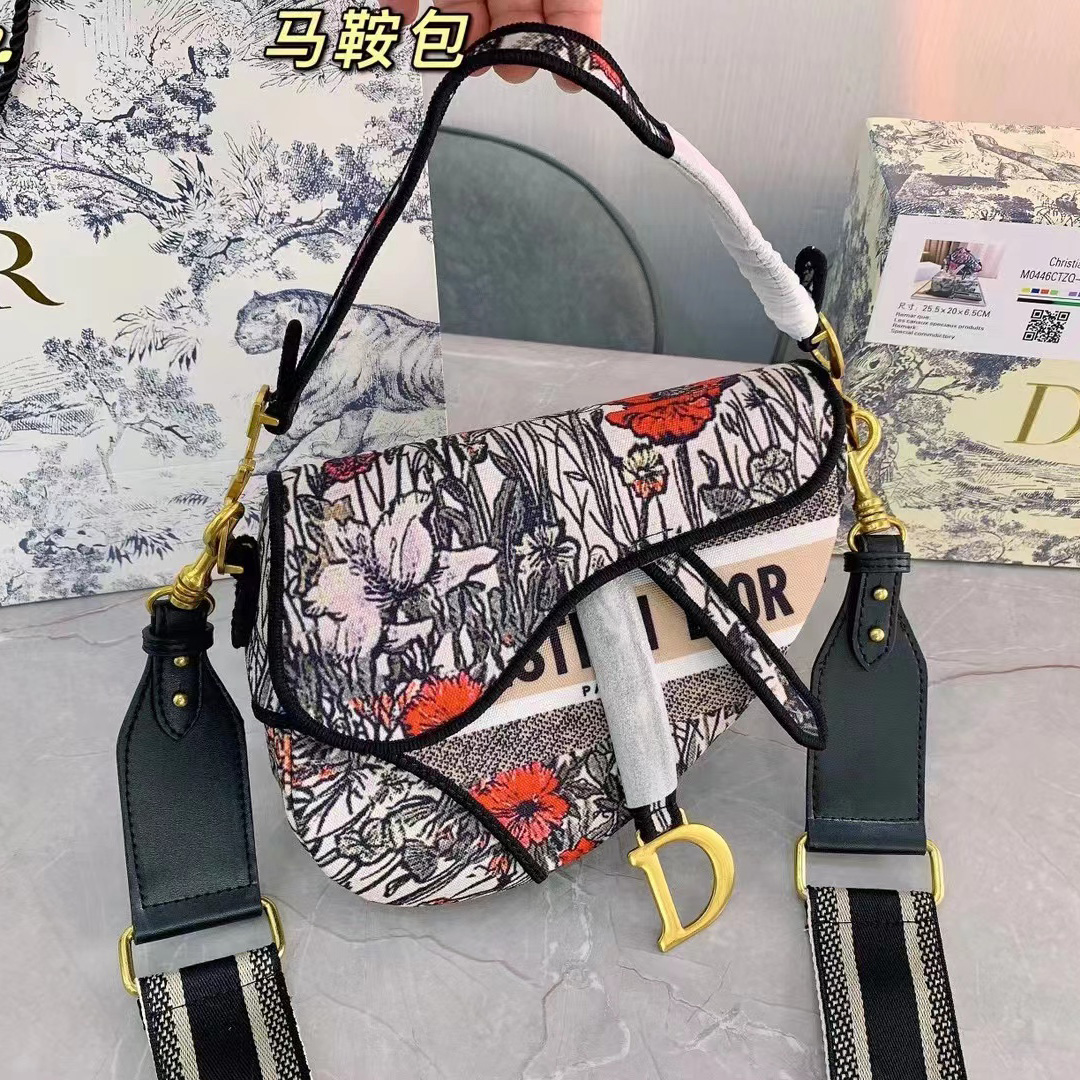 Handbag Saddles bag with Strap Designer Bag backpacks Tote Wallet magnetic Metal pendant Purses Top 5A Shoulder bags Womens Crossbody Handbags X1, #10
Handbag Saddles bag with Strap Designer Bag backpacks Tote Wallet magnetic Metal pendant Purses Top 5A Shoulder bags Womens Crossbody Handbags X1, #10
