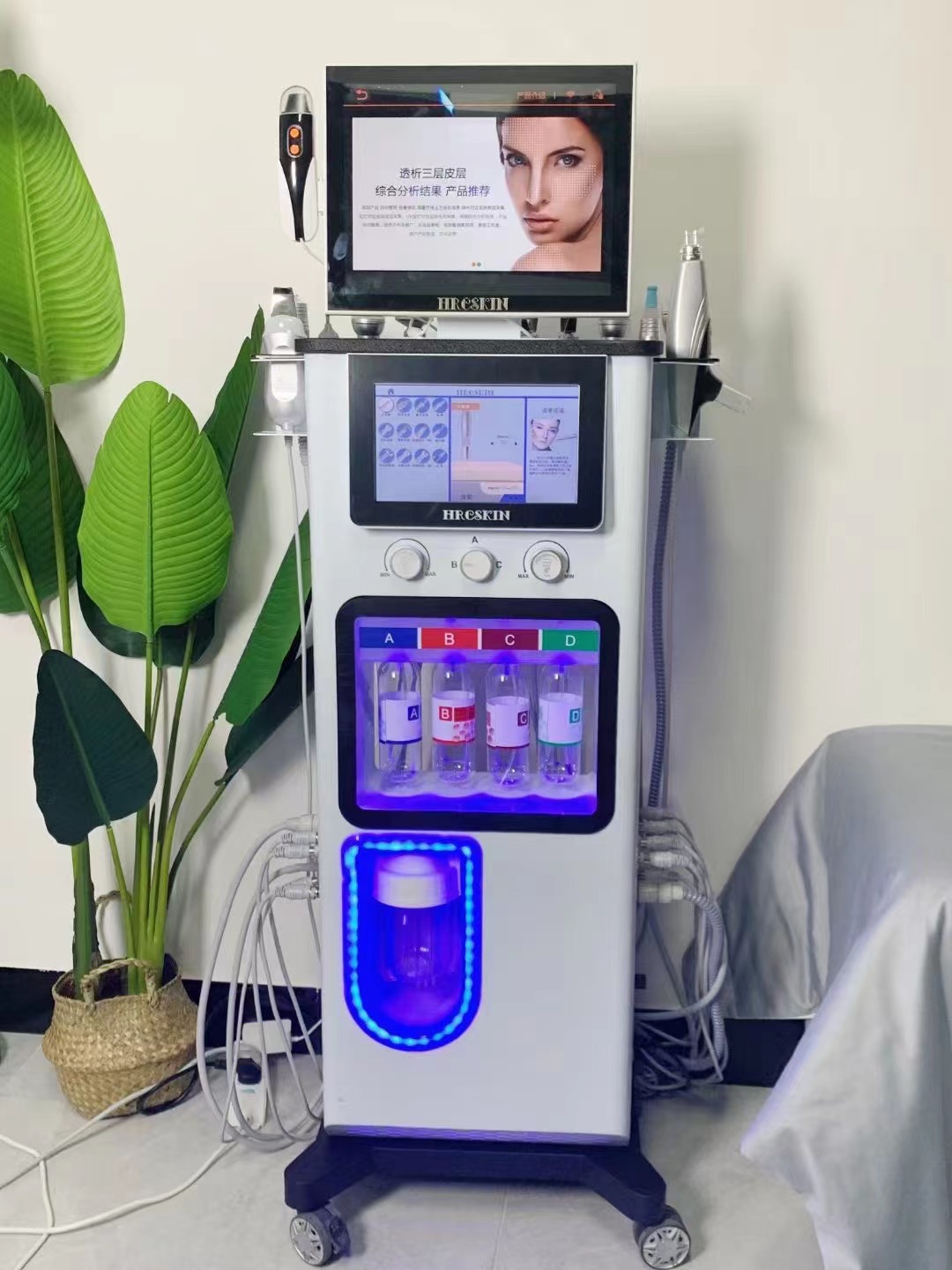 14 In 1 Multifunction Skin Tightening Facial Lifting Machine With Deep Cleaning
