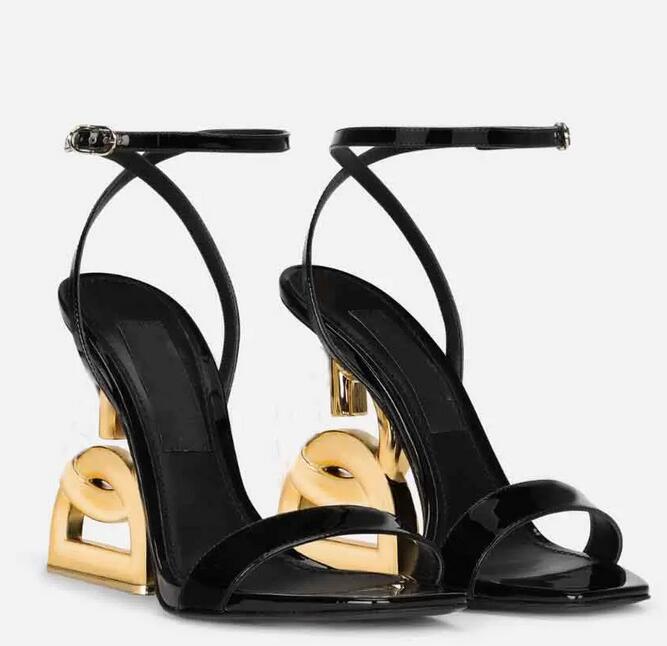 New Summer Luxury Brands Patent Leather Sandals Shoes Pop Heel Gold-plated Carbon Nude Black Red Pumps Gladiator Sandalias With Box.EU35-43, 11#
New Summer Luxury Brands Patent Leather Sandals Shoes Pop Heel Gold-plated Carbon Nude Black Red Pumps Gladiator Sandalias With Box.EU35-43, 11#