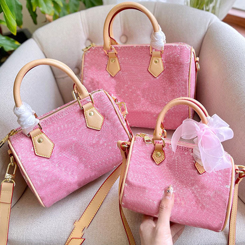 Pink Nano Speedy Crossbody Bag Canvas Handbags Purse Leather Handle Removable Strap Golden Hardware Women Shoulder Bags Three Size
Pink Nano Speedy Crossbody Bag Canvas Handbags Purse Leather Handle Removable Strap Golden Hardware Women Shoulder Bags Three Size