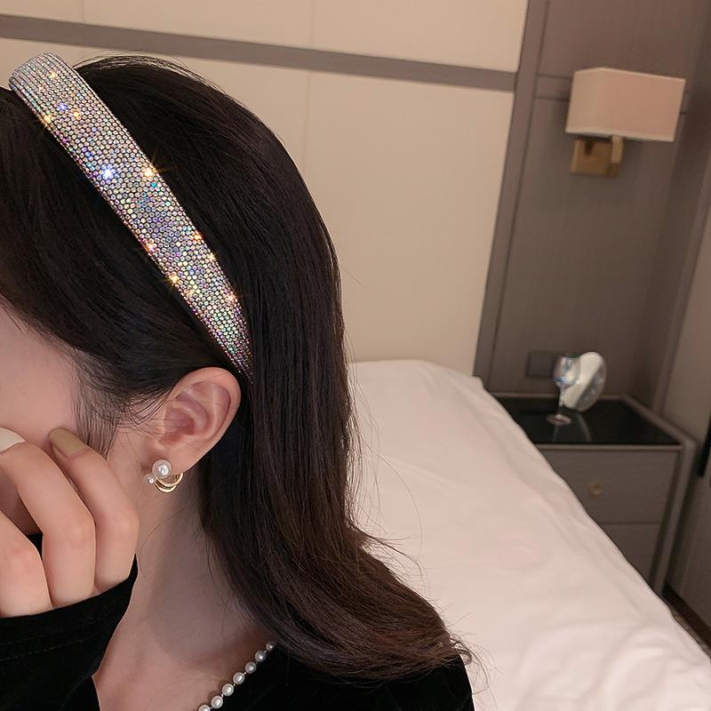 Hair Clips & Barrettes Shiny Rhinestone Headbands Silver Color Hairbands Velvet Headwear For Women Accessories Jewelry Gifts GirlfriendHair
Hair Clips & Barrettes Shiny Rhinestone Headbands Silver Color Hairbands Velvet Headwear For Women Accessories Jewelry Gifts GirlfriendHair