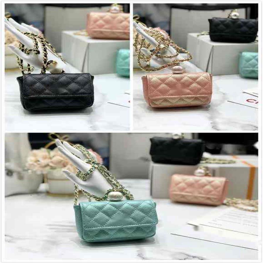 Evening Bags Luxury Brand design 20203 Letter plaid woman's shoulder pearl Chain CC bag caviar leather vintage messenger bags251x, Picture show
Evening Bags Luxury Brand design 20203 Letter plaid woman's shoulder pearl Chain CC bag caviar leather vintage messenger bags251x, Picture show