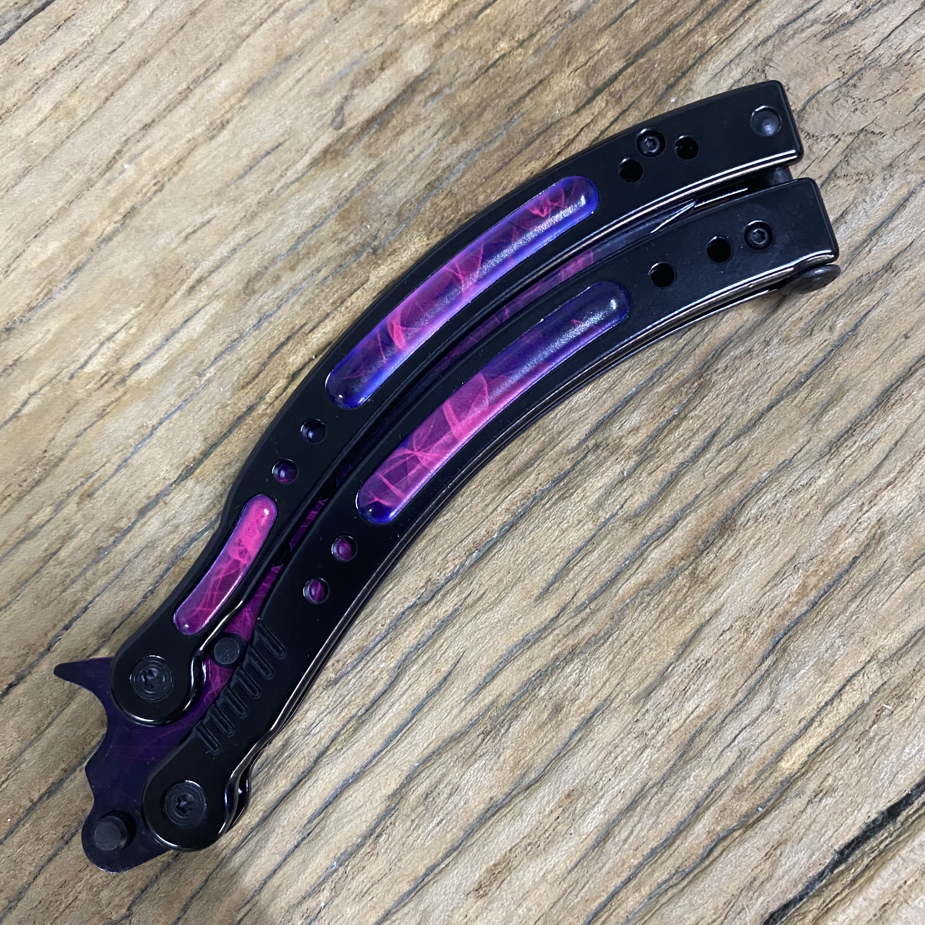 csgo knife doppler Phase2 pocket folding knifes hunting outdoor knifess camping Survival Tactical knife cs go Tiger tooth Lore Hyper Beast Counter Strike game tools
csgo knife doppler Phase2 pocket folding knifes hunting outdoor knifess camping Survival Tactical knife cs go Tiger tooth Lore Hyper Beast Counter Strike game tools