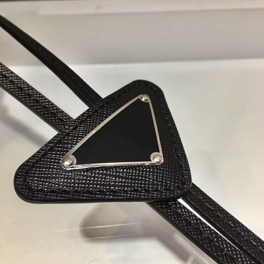 Elegant Ladies Neck Tie Geometric Design Ties in Silk for Classic Business or Party Attire L2509261QZ6