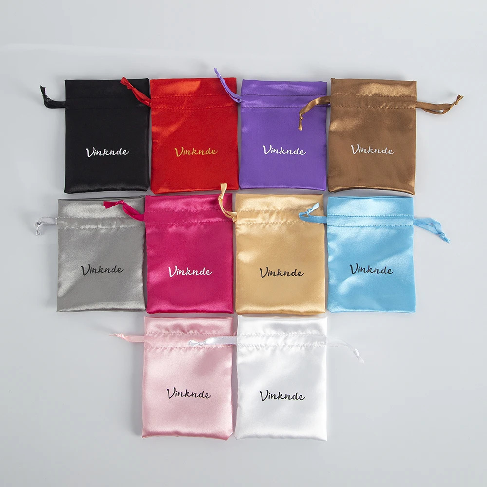 Pendant Necklaces 100pcs Dust Bags Custom Silk Satin Gift Bag Smooth Cloth Ring Bracelet Earphone Jewelry Storage Packing Drawstring Pouches 231123