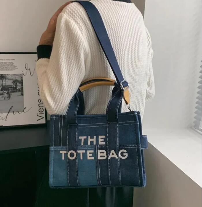 Designer Bag Louiseity Bag Luxury Viutonity Tote Designer Women's Shoulder Purse Oblique Body Leather Luxury Camera Bag, Navy
Designer Bag Louiseity Bag Luxury Viutonity Tote Designer Women's Shoulder Purse Oblique Body Leather Luxury Camera Bag, Navy