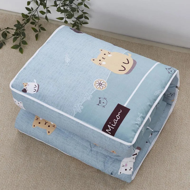 Blankets 2 In 1 Cushion Blanket Patchwork Quilt For Living Room Foldable Travel Pillow With Zip Thin Office Cushions Home Decro 231123