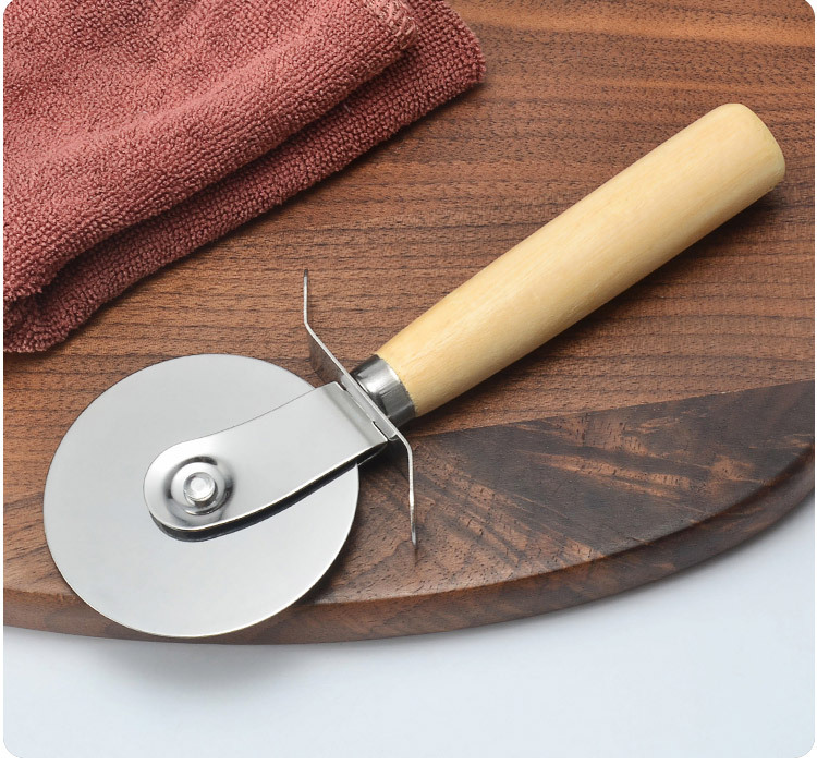 Wooden Handle Round Pizza wheel cutter Stainless Steel Pizza Knife Pastry Pasta Dough Kitchen Bakeware Tools