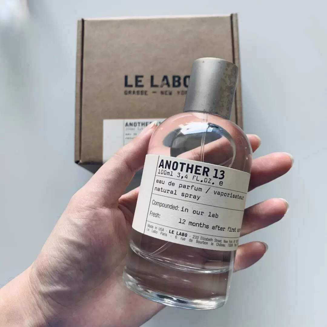 New York Brand Neutral Le Labo perfume 100ML Santal 33 Bergamote 22 Rose 31 The Noir 29 High quality Lasting Woody Aroma fragrance
New York Brand Neutral Le Labo perfume 100ML Santal 33 Bergamote 22 Rose 31 The Noir 29 High quality Lasting Woody Aroma fragrance