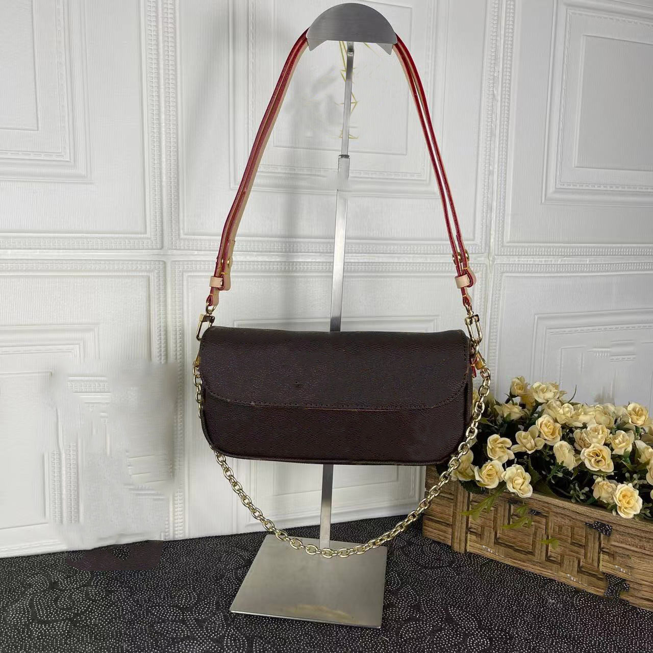 NEW 2023 Fashion Classic bag Women Leather Womens VINTAGE Clutch Tote Shoulder bags #888666, Brown grid
NEW 2023 Fashion Classic bag Women Leather Womens VINTAGE Clutch Tote Shoulder bags #888666, Brown grid