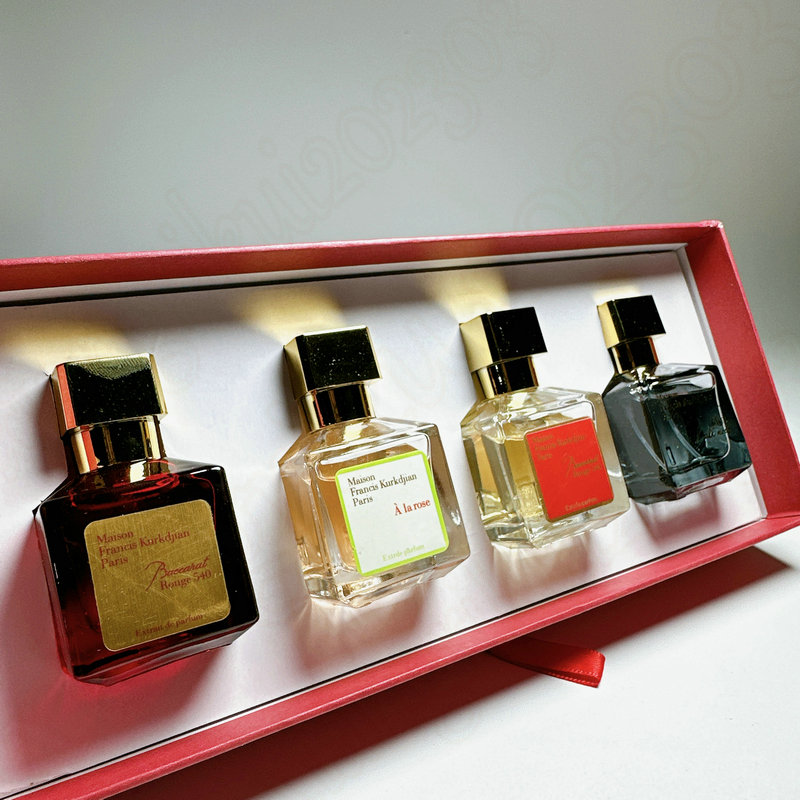 Perfume 30mlx4 Baccarat Luxury Brand Maison Bacarat Rouge 540 Extrait Eau De Parfum Paris Fragrance Man Woman Cologne Spray Long Lasting Smell Premierlash Suit
Perfume 30mlx4 Baccarat Luxury Brand Maison Bacarat Rouge 540 Extrait Eau De Parfum Paris Fragrance Man Woman Cologne Spray Long Lasting Smell Premierlash Suit