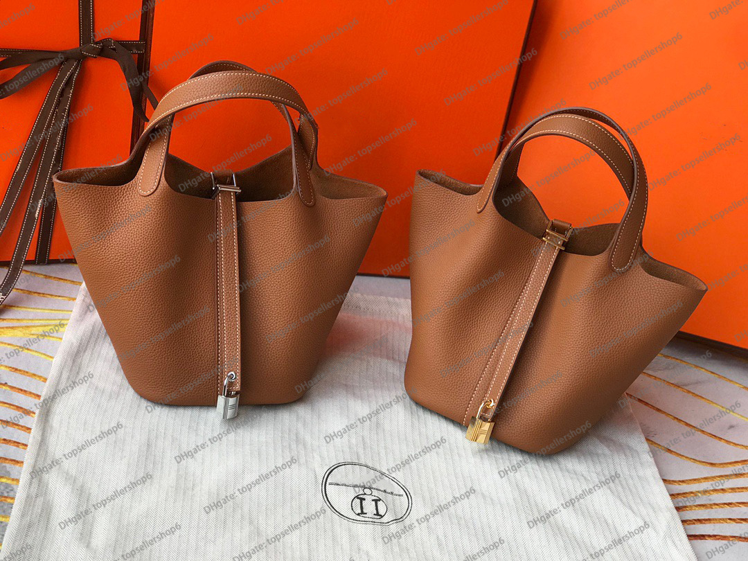 Designer women MINI bucket bag original calf leather handmade handbag wrist evening shoulder bag Crossbody purse orange box gold silver metal 10A Top end quality, 1 black
Designer women MINI bucket bag original calf leather handmade handbag wrist evening shoulder bag Crossbody purse orange box gold silver metal 10A Top end quality, 1 black