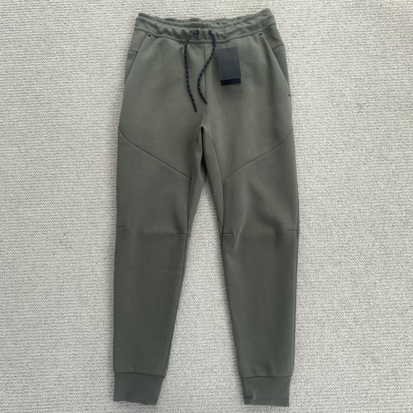 fashion Autumn new Tech Pants Paris with letter stitching printing men's casual Bottoms sports jogging Reflective Zip Trousers wholesale KGPV, Gray
fashion Autumn new Tech Pants Paris with letter stitching printing men's casual Bottoms sports jogging Reflective Zip Trousers wholesale KGPV, Gray
