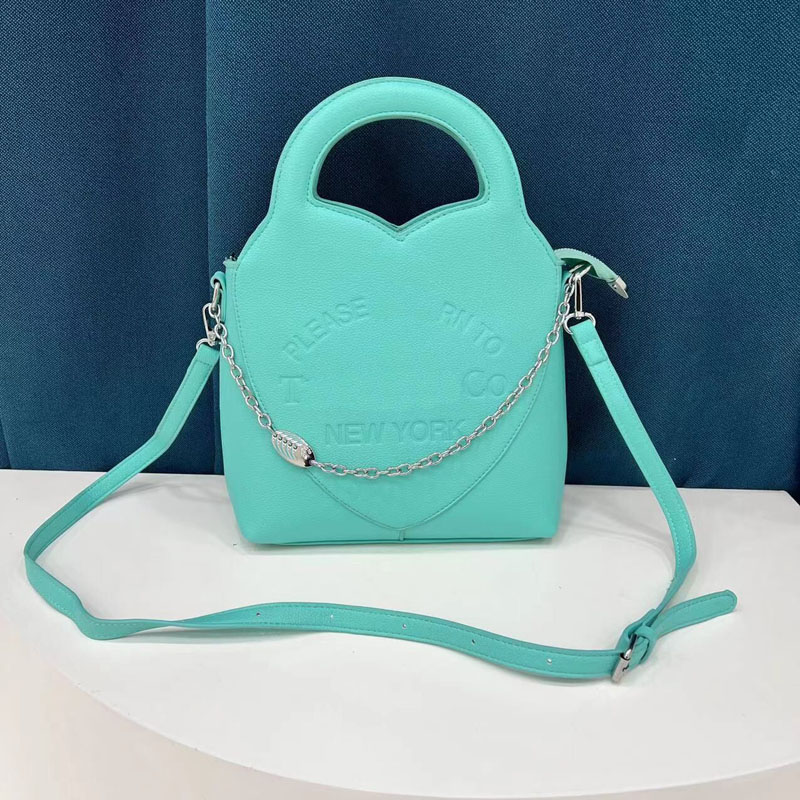 Wallets Designer Bags Womens 2023 New Popular Letter Tote Bag Fashion Crossbody Shoulder Bag t2304, Red
Wallets Designer Bags Womens 2023 New Popular Letter Tote Bag Fashion Crossbody Shoulder Bag t2304, Red