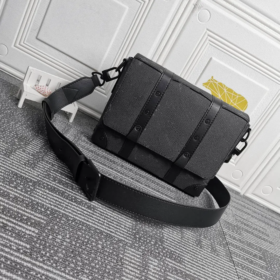 2023 New Flap Mens Shoulder Bags genuine leather Designers Messenger Bag Famous Trip Postman Classic Handbag Briefcase Crossbody Good quality Wallet Trunk 45727, 3#45727
2023 New Flap Mens Shoulder Bags genuine leather Designers Messenger Bag Famous Trip Postman Classic Handbag Briefcase Crossbody Good quality Wallet Trunk 45727, 3#45727