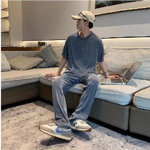 Men's Tracksuits Summer Ice Leisure Sports Suit Men's Trend Fashion Ice Men's T-shirt Korean Relaxed Drape Short SleeveTrousers Set 230