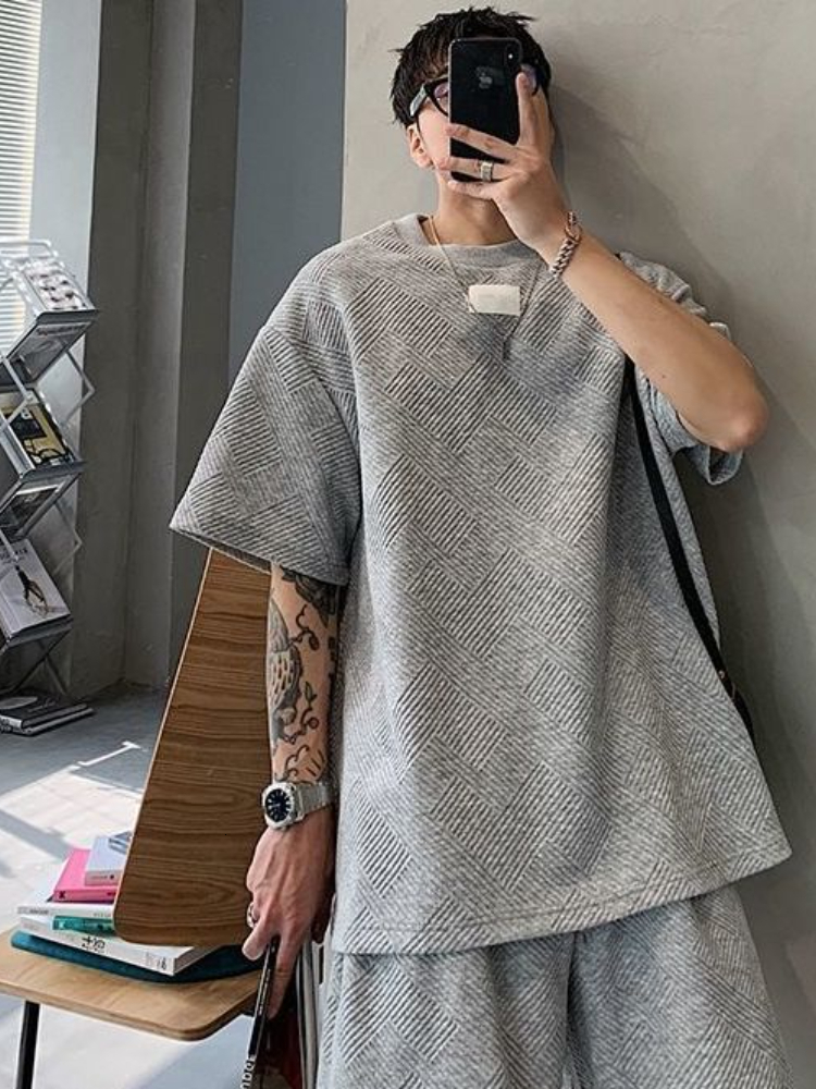 Men's Tracksuits Gmiixder Summer Casual Short-sleeved Suit Men Textured T-shirt Simple Shorts Two-piece Suit Unisex Hip Hop Tracksuit 230424