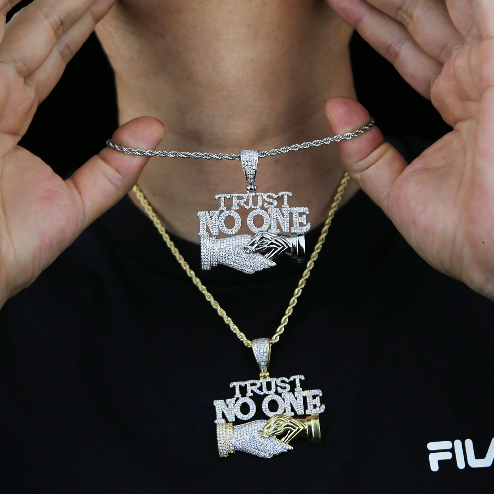 Strands Strings Iced Out Bling Letters Trust No One Pendant Necklaces Two Tone Color CZ Zircon Shake Hand Charm Men Hip Hop Jewelry 230424