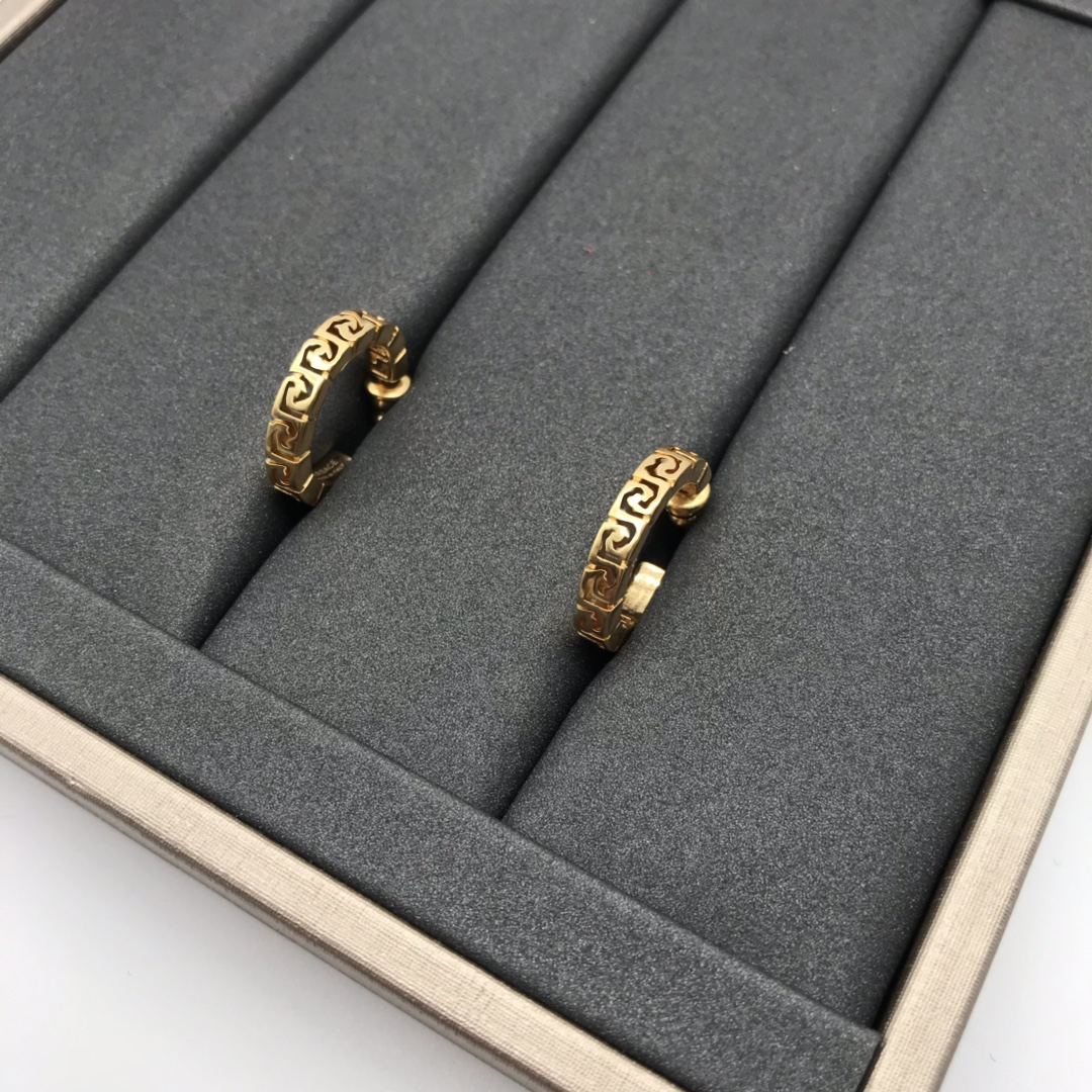 2025 High Quality Designer Designer Luxury Jewelry Medusa Plated Bangle & Earrings Set Gold Buckle Bracelet Fashion Jewelry Men And Women Bracelets