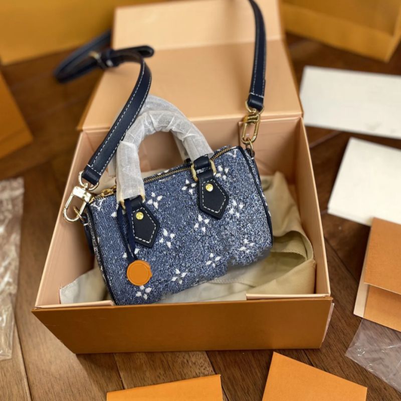 Classic Cross Body Bag Summer Stardust Women Tote Bag 16CM Nano Speedy luxury Shoulder Handbags M81085 With Box, As pic
Classic Cross Body Bag Summer Stardust Women Tote Bag 16CM Nano Speedy luxury Shoulder Handbags M81085 With Box, As pic