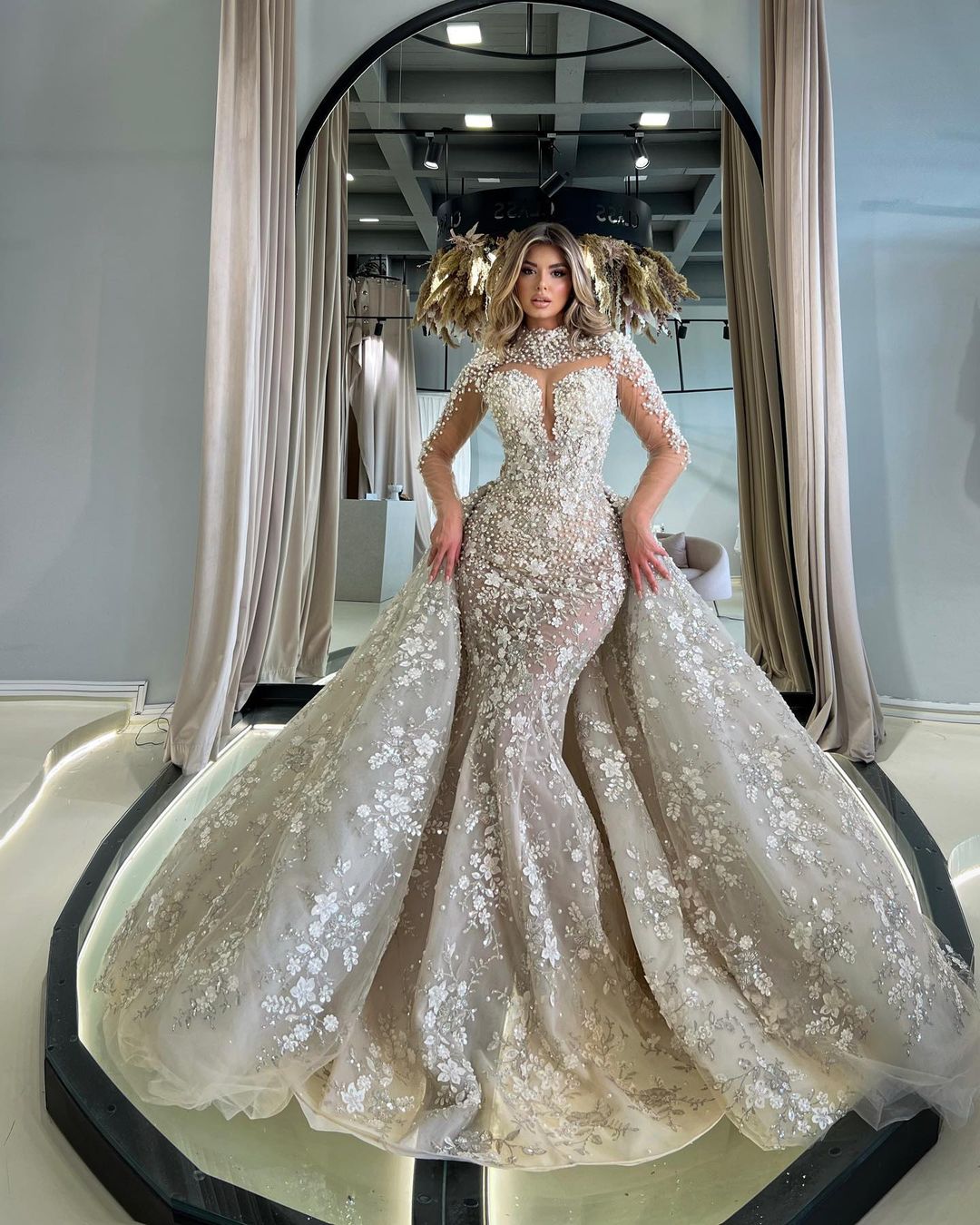 Gorgeous Mermaid Dresses Without Overskirts Pearls Appliques Lace Wedding Dress Highg Collar Illusion Long Sleeves bridal gowns