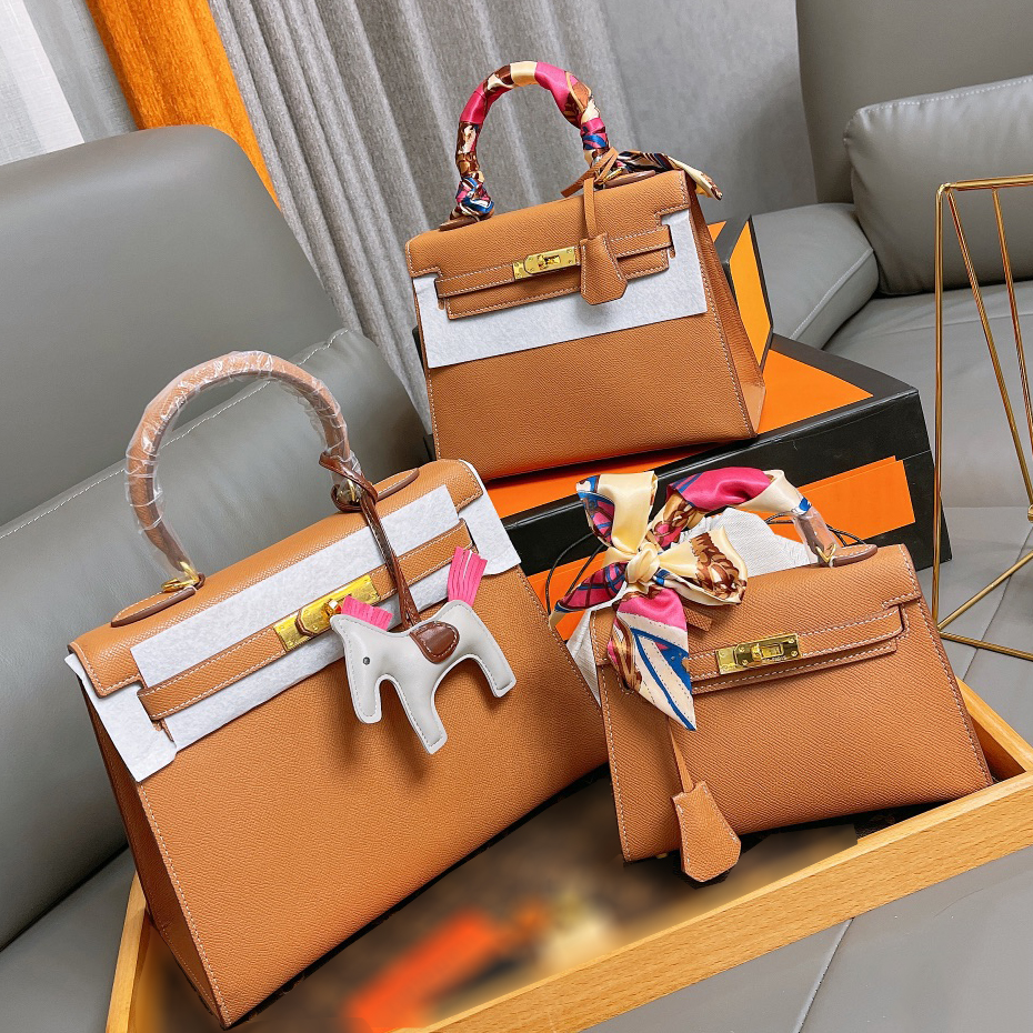 designer bag women tote bag birkin kelly Classic handbag With original dust bag and lock, #6 25cm
designer bag women tote bag birkin kelly Classic handbag With original dust bag and lock, #6 25cm