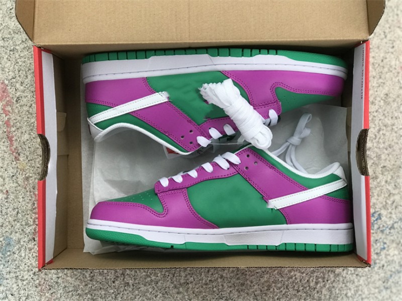 2023 Basketball Shoes DK Low Stadium Green Fuchsia Luxurys Designers Outdoor Sneakers With Box
2023 Basketball Shoes DK Low Stadium Green Fuchsia Luxurys Designers Outdoor Sneakers With Box