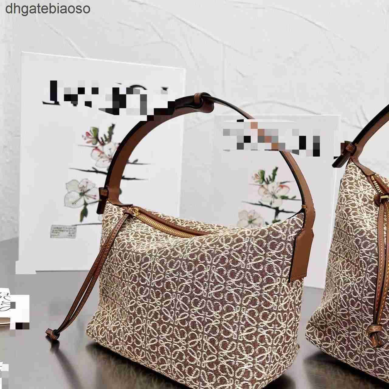 Bag Cubi Totes Underarm Anagram One Lunch Bags Jacquard Designer Canvas Cutout 2023 Shoulder Handbag Loews A7cp
Bag Cubi Totes Underarm Anagram One Lunch Bags Jacquard Designer Canvas Cutout 2023 Shoulder Handbag Loews A7cp