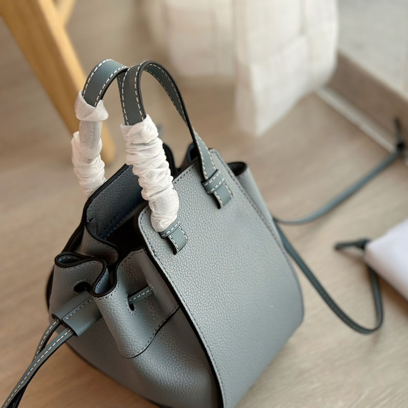 Designer Crossbody Bucket Bag Lightweight Fashion Women's Tote High-Quality Medium Casual Handbags Weekend Bags, #2
Designer Crossbody Bucket Bag Lightweight Fashion Women's Tote High-Quality Medium Casual Handbags Weekend Bags, #2