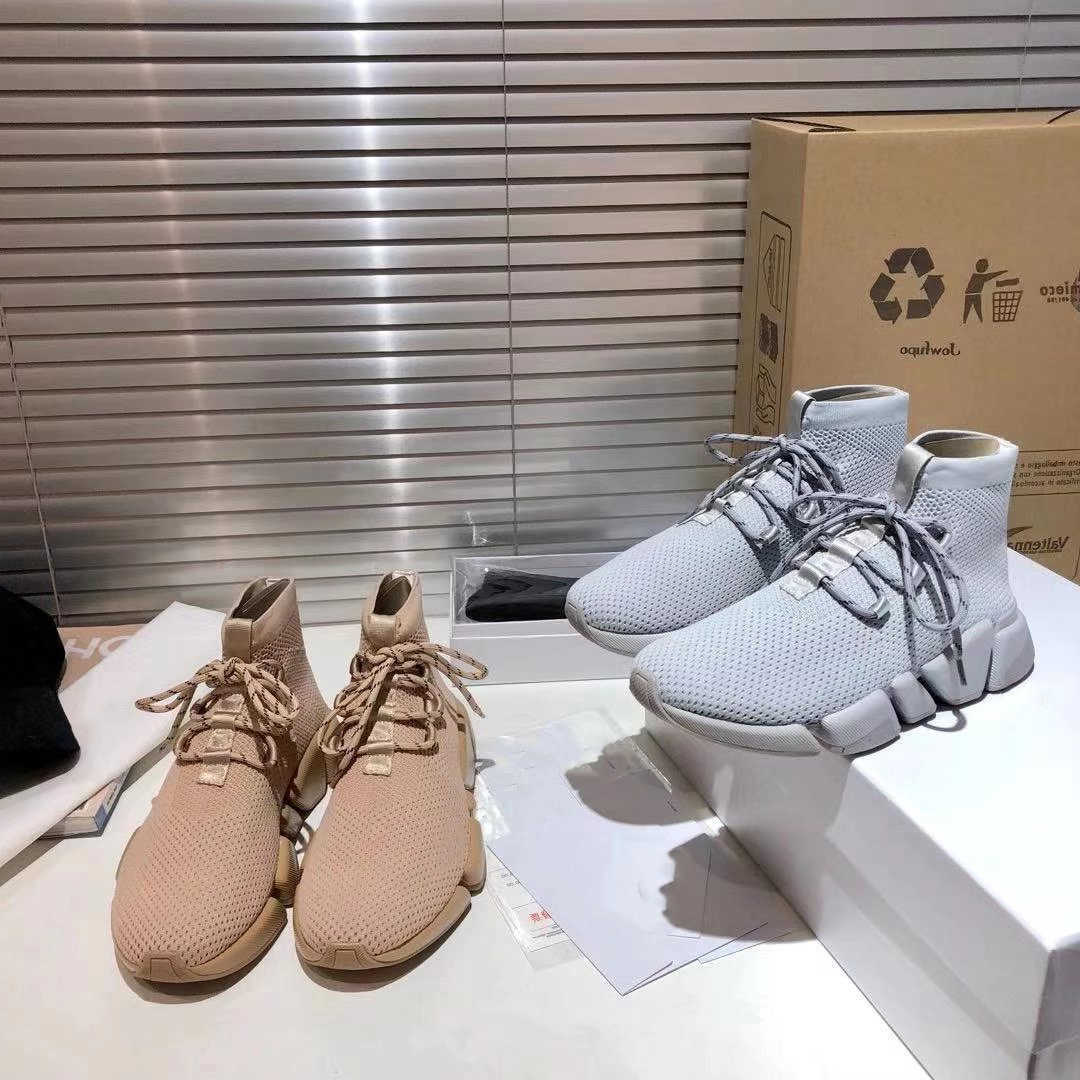 Lace-up Sock Women Knit Shoe Designers Sneaker Mens Mesh Platform shoes stretch runner Trainers Top Quality Casual shoes with box Top Quality NO18, Color 6
Lace-up Sock Women Knit Shoe Designers Sneaker Mens Mesh Platform shoes stretch runner Trainers Top Quality Casual shoes with box Top Quality NO18, Color 6