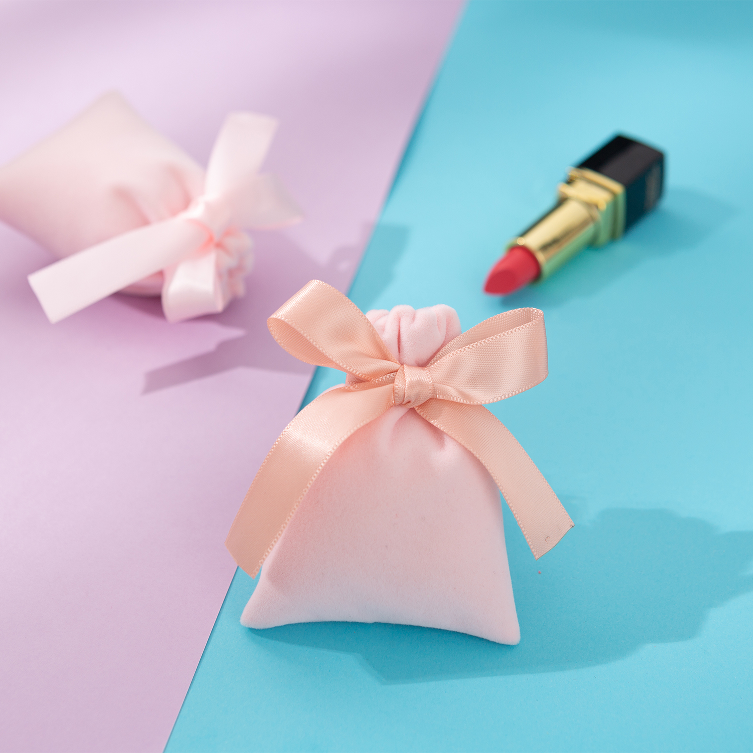 Pink Velvet Fabric Drawstring Bag, Small Gift Wrapping Storage Pouch, Wedding Favor Bag, Candy Party Gift Bags 50pcs/lot
Pink Velvet Fabric Drawstring Bag, Small Gift Wrapping Storage Pouch, Wedding Favor Bag, Candy Party Gift Bags 50pcs/lot