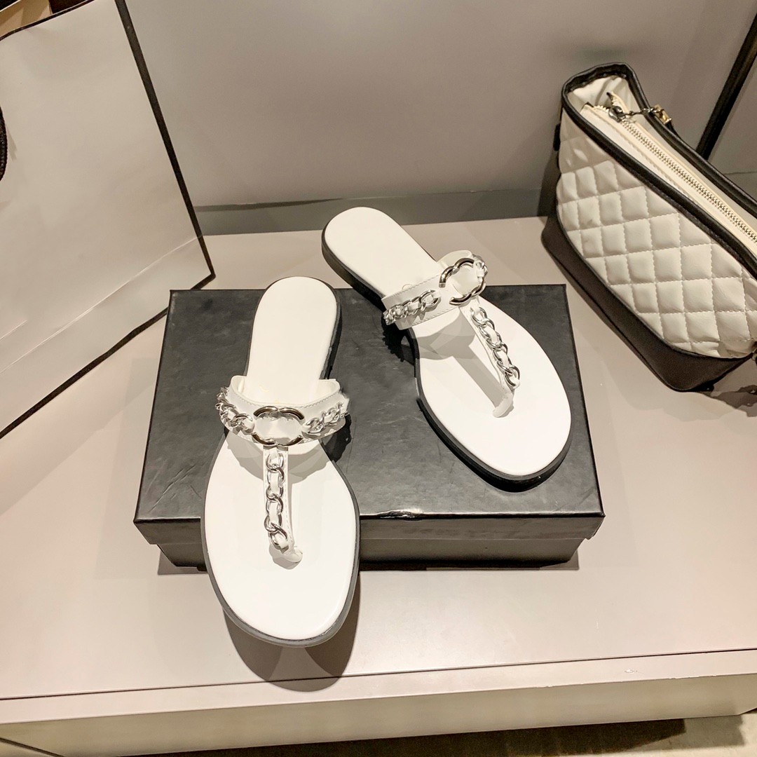2023 Designer Slippers Clip Toe Woman Sandals Casual Female Flats Slides Beach Footwear New Flip Flops Ladies Fashion Footwear miller
2023 Designer Slippers Clip Toe Woman Sandals Casual Female Flats Slides Beach Footwear New Flip Flops Ladies Fashion Footwear miller